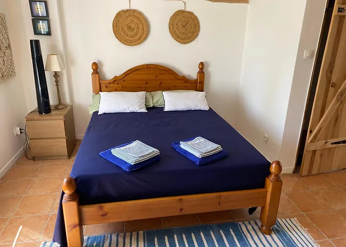 Les Volets Bleus Сasa de vacaciones