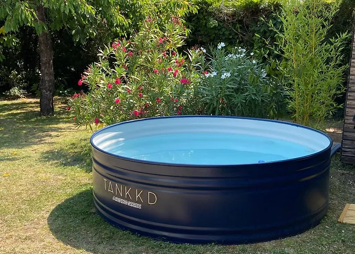 Сasa de vacaciones Les Volets Bleus *